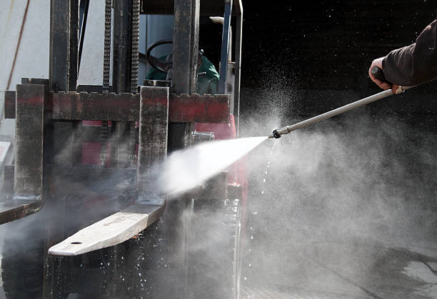 Best Parking Lot and Garage Cleaning  in Linntown, PA